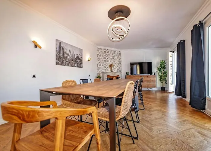 Hébergement de vacances Et Volcans - Grand Proche Centre-ville Pour 24 Personnes *