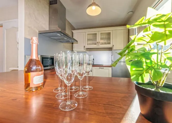 Hébergement de vacances Et Volcans - Grand Proche Centre-ville Pour 24 Personnes Clermont-Ferrand