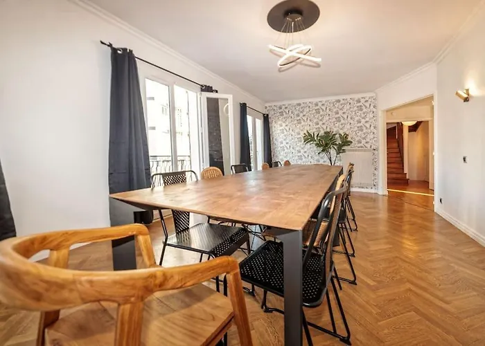 Et Volcans - Grand Proche Centre-ville Pour 24 Personnes Hébergement de vacances