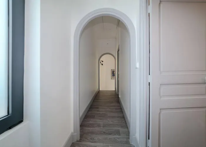 Et Volcans - Grand Proche Centre-ville Pour 24 Personnes Сasa de vacaciones *