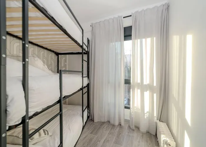 Hébergement de vacances Et Volcans - Grand Proche Centre-ville Pour 24 Personnes